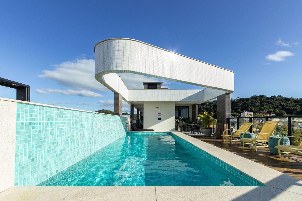 Aion Suites 302 - Lindo Apartamento Com Vista Para O Mar, A 60M Da Praia De Bombinhas, Com Piscina E Academia No Rooftop. 外观 照片