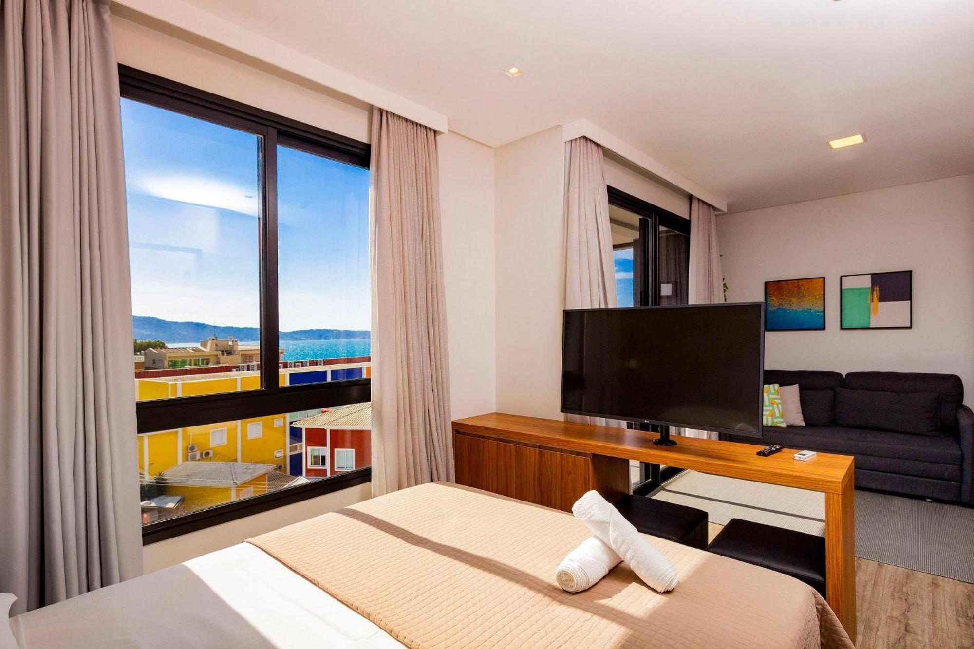 Aion Suites 302 - Lindo Apartamento Com Vista Para O Mar, A 60M Da Praia De Bombinhas, Com Piscina E Academia No Rooftop. 外观 照片