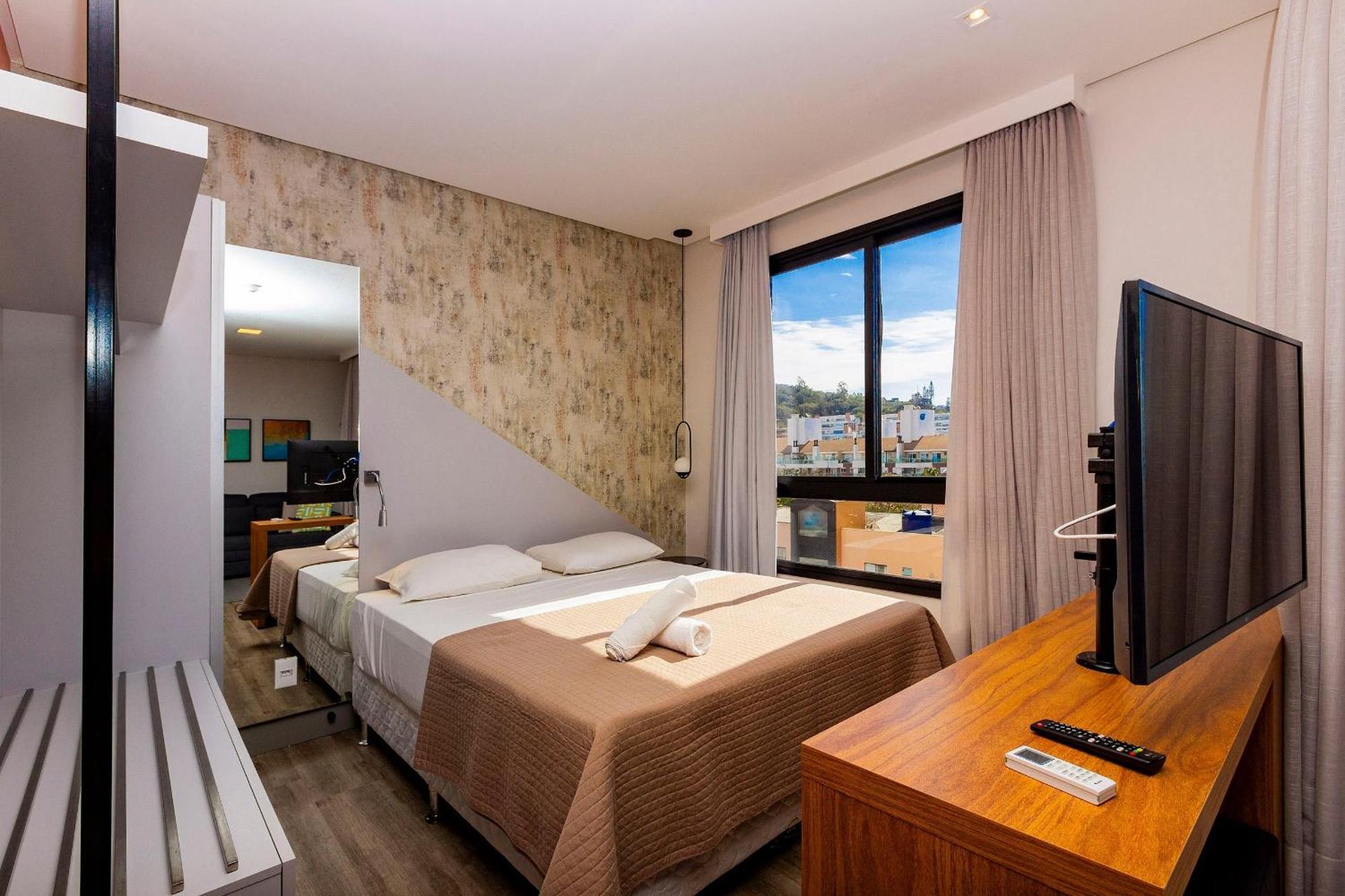 Aion Suites 302 - Lindo Apartamento Com Vista Para O Mar, A 60M Da Praia De Bombinhas, Com Piscina E Academia No Rooftop. 外观 照片