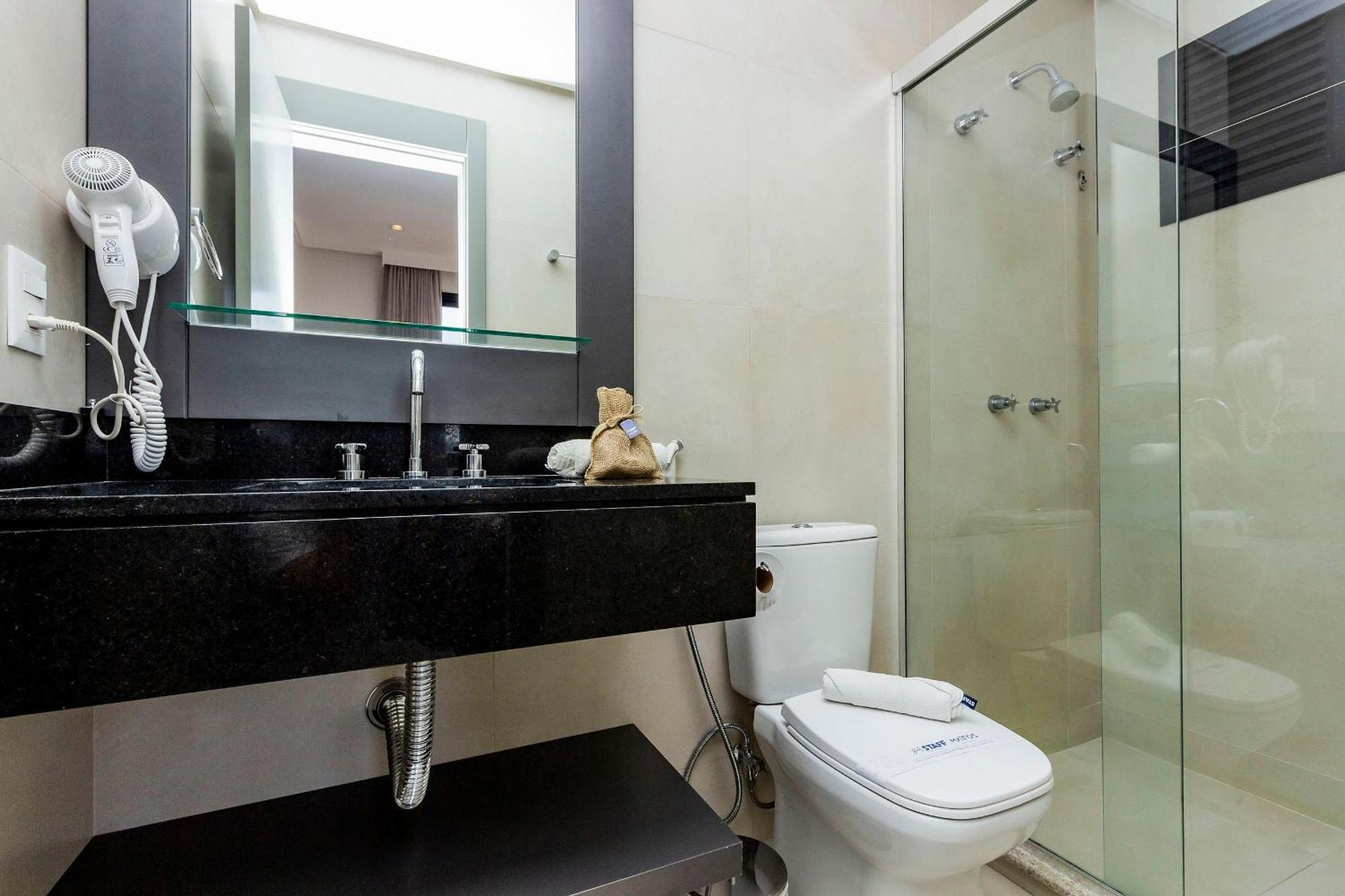 Aion Suites 302 - Lindo Apartamento Com Vista Para O Mar, A 60M Da Praia De Bombinhas, Com Piscina E Academia No Rooftop. 外观 照片