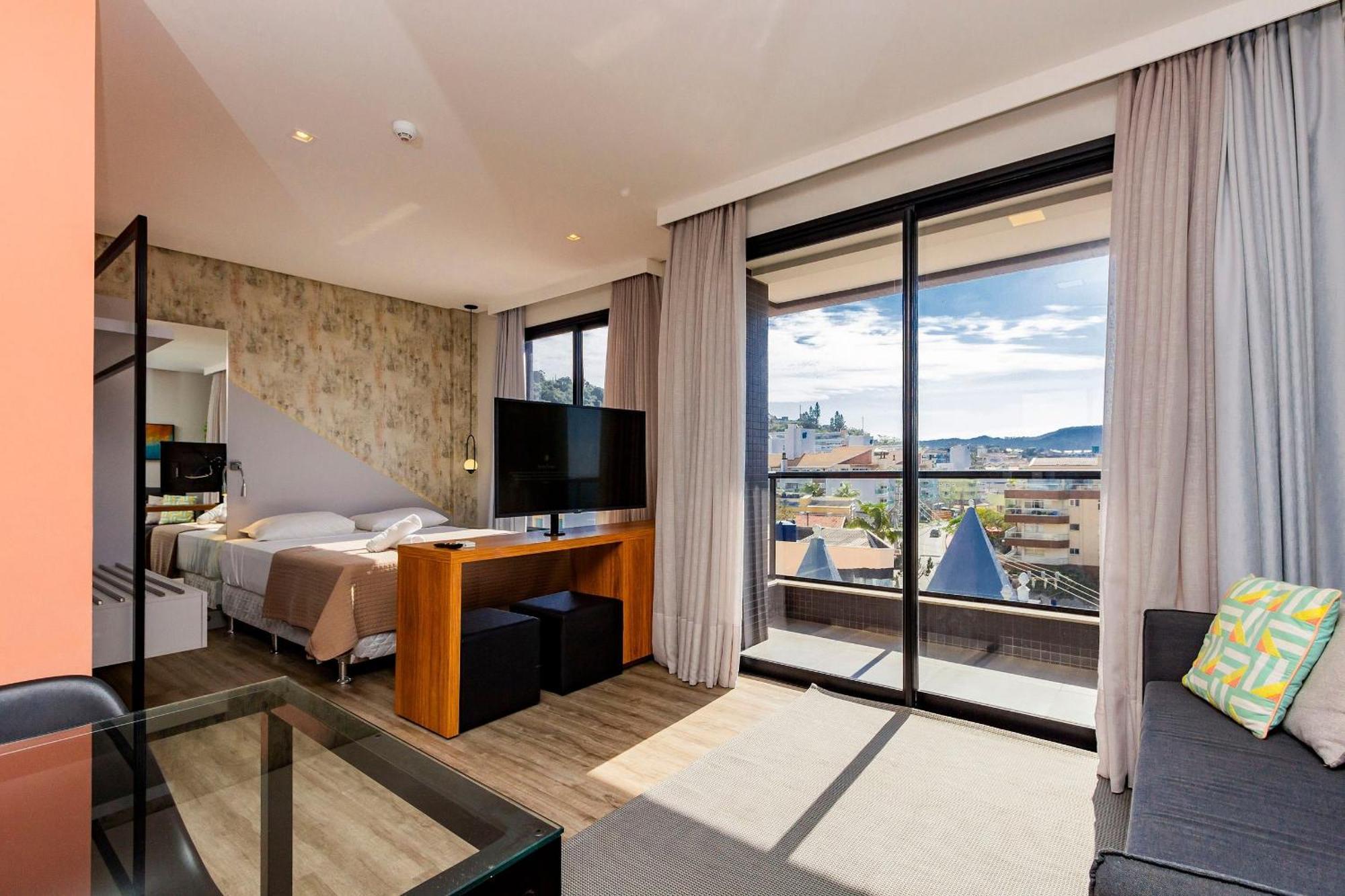 Aion Suites 302 - Lindo Apartamento Com Vista Para O Mar, A 60M Da Praia De Bombinhas, Com Piscina E Academia No Rooftop. 外观 照片